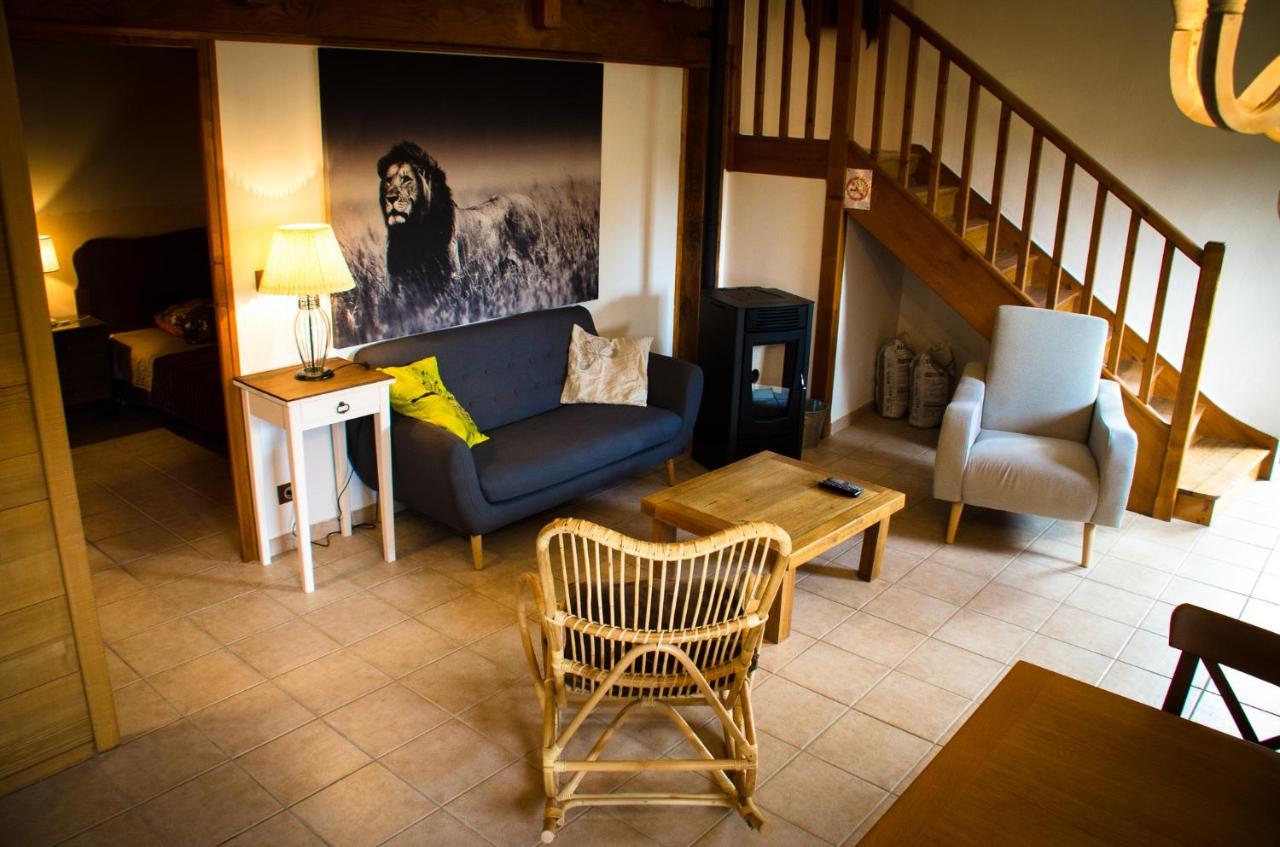 Le Petit Rias Gite Soleil Saint Maurice en Chalencon Exterior photo