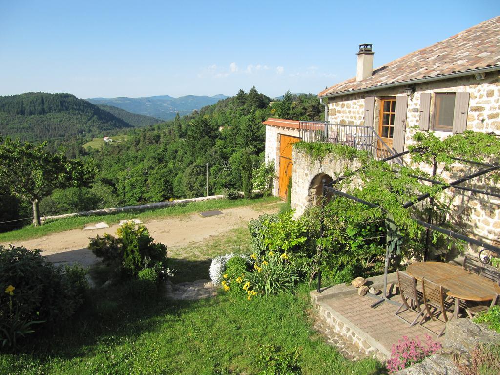 Le Petit Rias Gite Soleil Saint Maurice en Chalencon Exterior photo